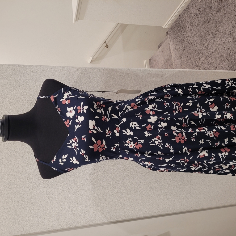 NWT Nine Britton Dress - Picture 2 of 8